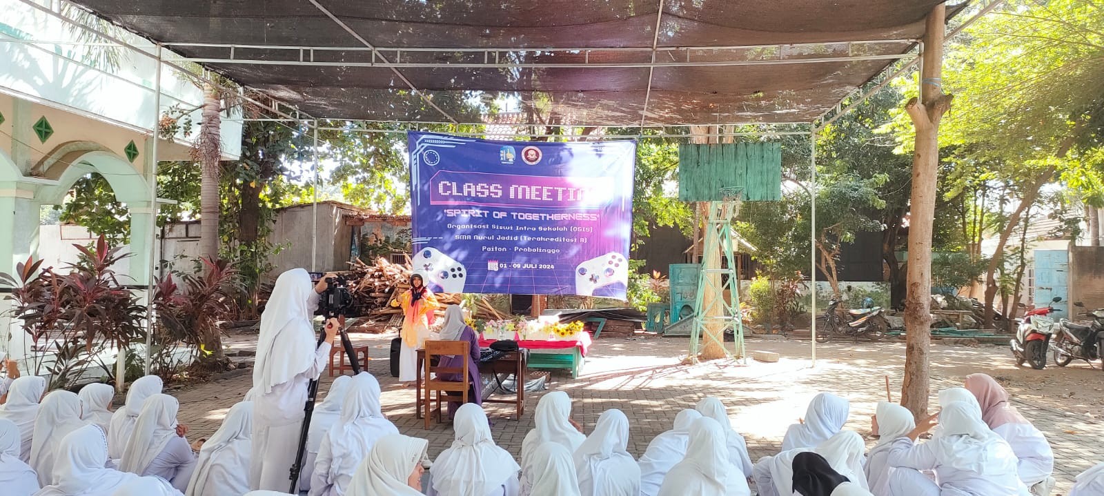 Lomba MC dan Standup Comedy Melatih Mental dan Kreativitas Siswa